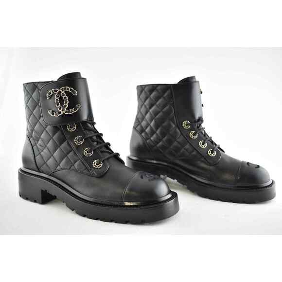 Chanel 21A Black Quilted Gold CC Chain Combat Lace Up Tie Ankle Short Boots 41 - Picture 4 of 12